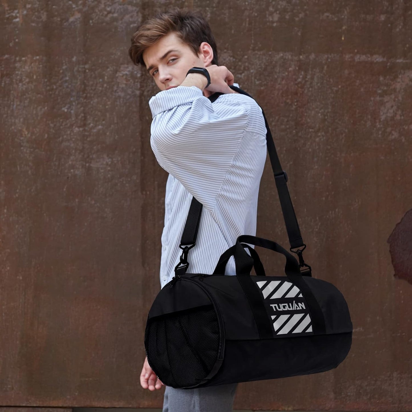 Sports Gym Duffel Bag  40L with Shoe Compartment & Wet Pocket – Basketball Travel Bag for Men & Women, Waterproof Lightweight Fitness Tote